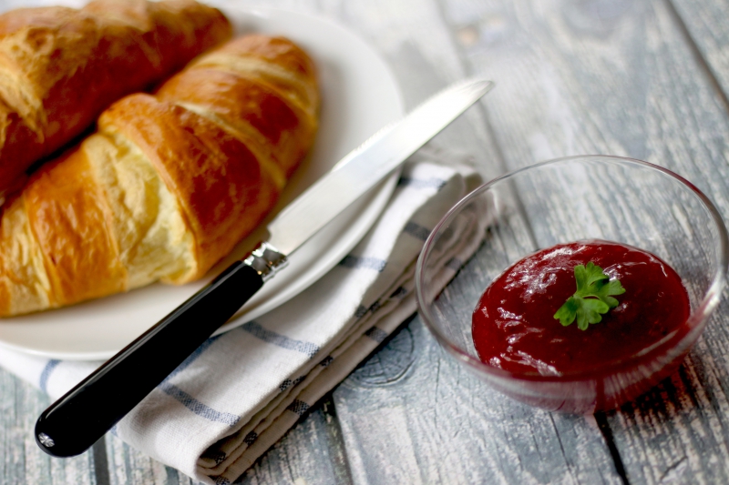 boulangerie-HYERES-min_table-morning-bowl-dish-meal-food-1087257-pxhere.com